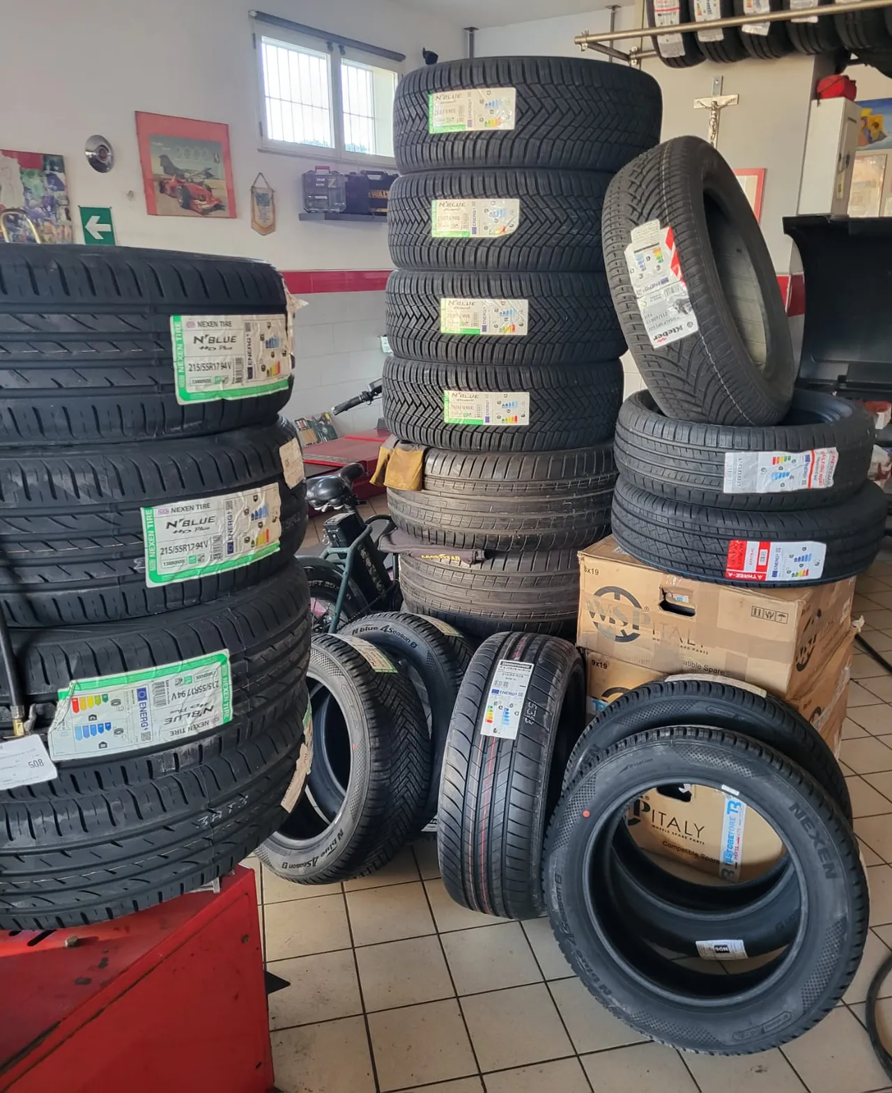 Gomme invernali e quattro stagioni sugli scaffali di Antimo Gomme a Macerata Campania